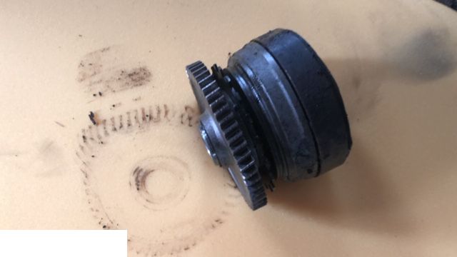 Fendt - Kosz Sprzęgłowy Przedniego Napędu