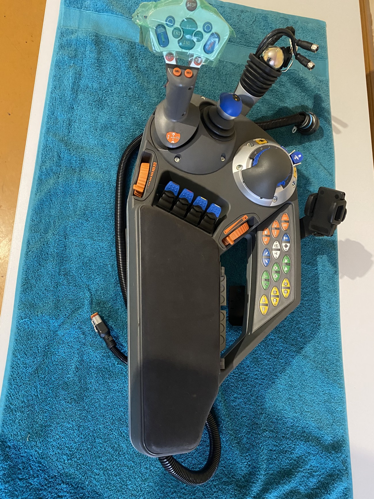 G835.970.160.025 Fendt - Joystick - Konsola - Podłokietnik