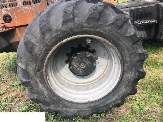 Harvester Valmet Komatsu - Koła
