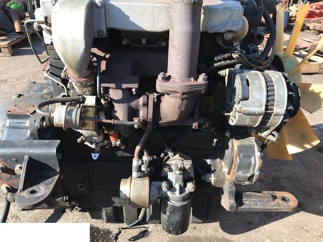 JCB - Silnik Perkins 1004-4 [CZĘŚCI]