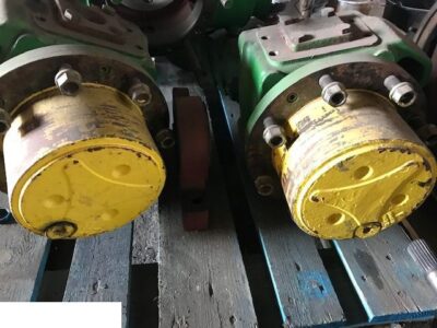 John Deere 3200 - Zwolnica ZF S-T3035