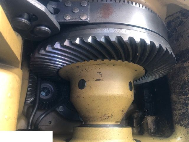 John Deere 6100 | 6200 | 6300 | 6400 | 6500 | 6600 - Zwolnica - Zwrotnica - Skrzynia - Silnik