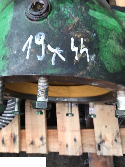 John Deere 7710 | 7700 | 7800 | 7810 - Zwolnica - Tylna Tarcz Hamulcowa - Obudowa Mostu - Zwrotnica