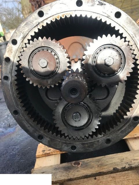 John Deere 7710 | 7700 | 7800 | 7810 - Zwolnica - Tylna Tarcz Hamulcowa - Obudowa Mostu - Zwrotnica