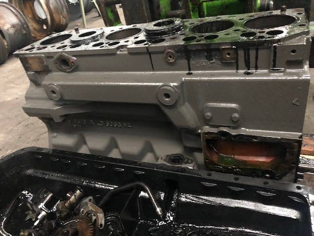 John Deere r 516310 - Blok Cylindrów