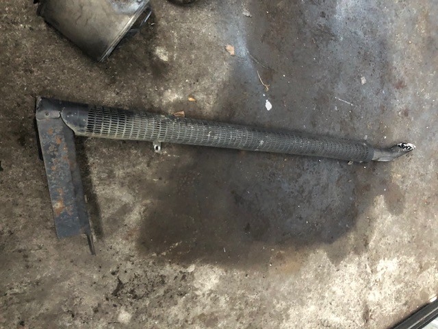 John Deere Tłumik - 6100 | 6200 | 6300 | 6400