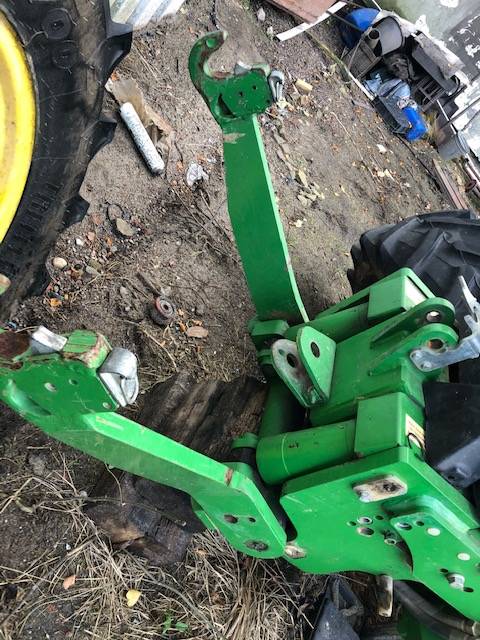 John Deere - TUZ Przedni Podnośnik