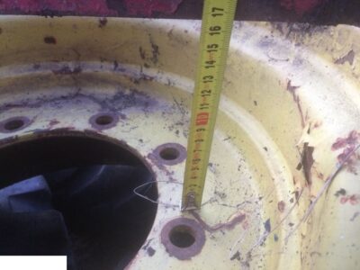 Koła Do Ładowarki John Deere 4400 - 13x20 , 20 cali opony 16/70-20 ,