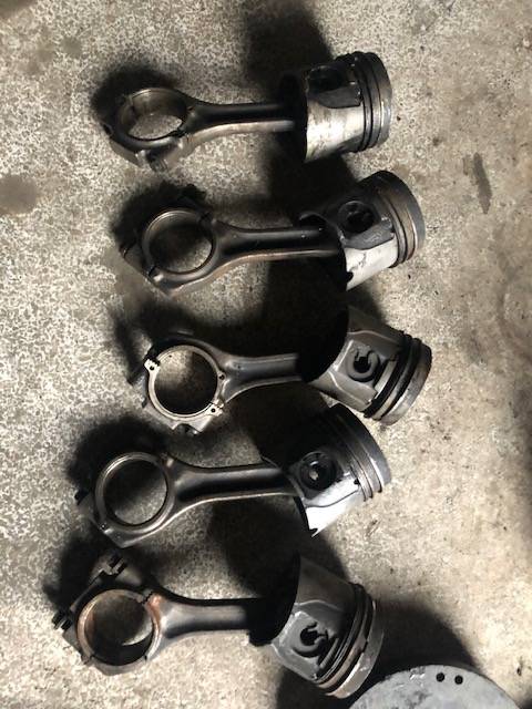 Liebherr D924 - Korbowód - 9077779