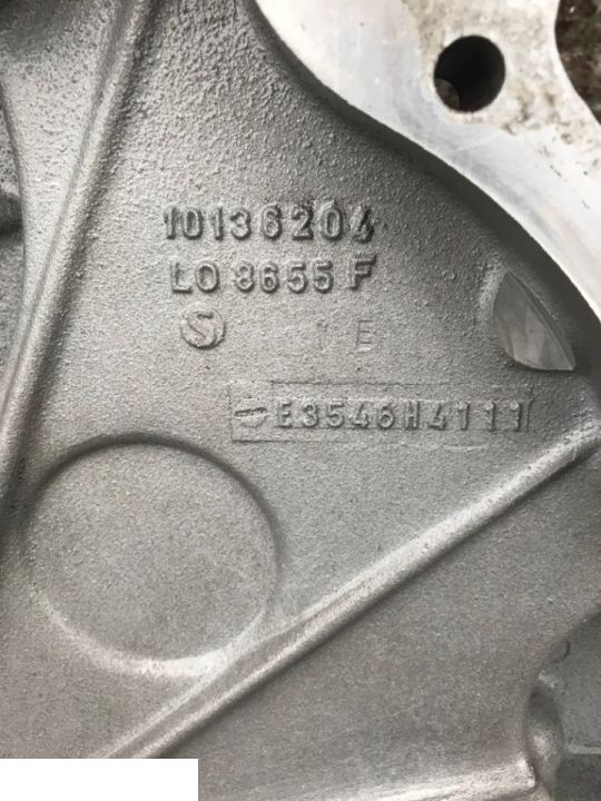 Liebherr D934 - Głowica