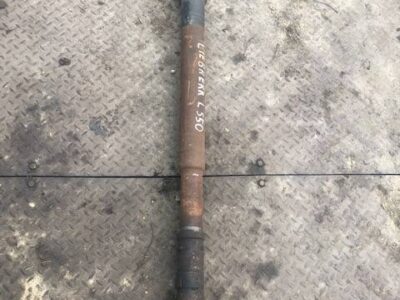 Liebherr L550 - Wał Napędowy Przedni