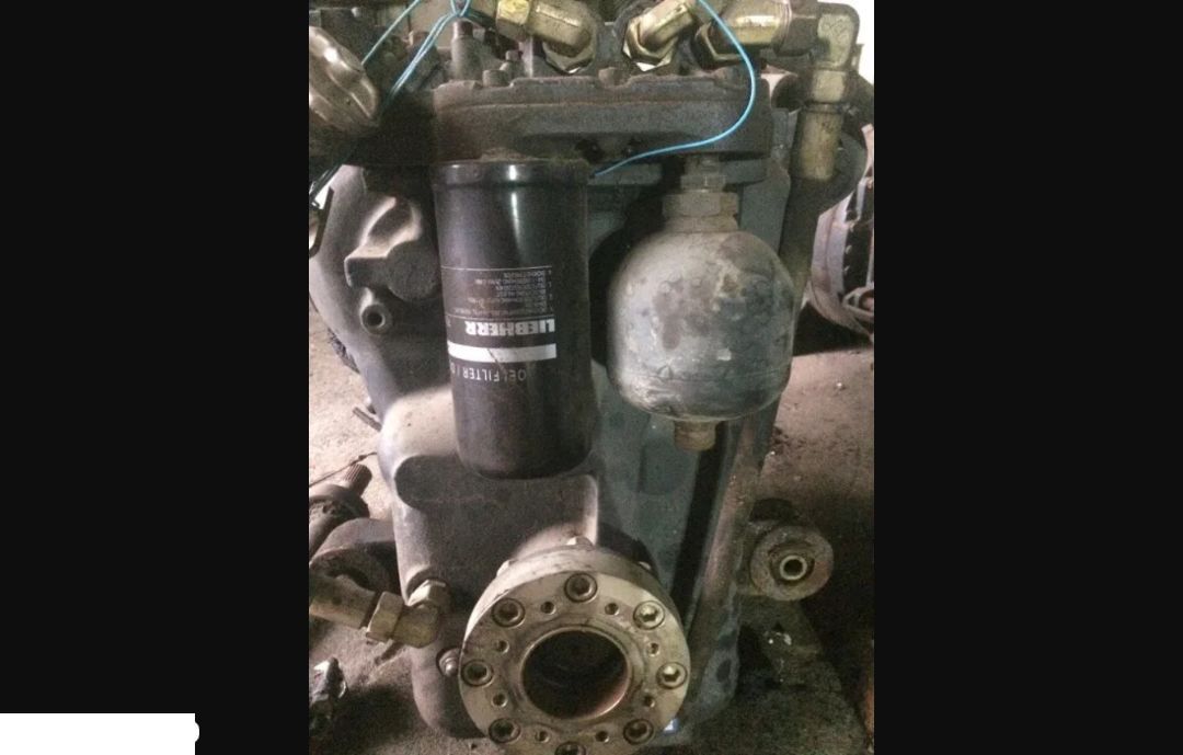 Liebherr L554 - Skrzynia Biegów [CZĘŚCI LUB CAŁOŚĆ]