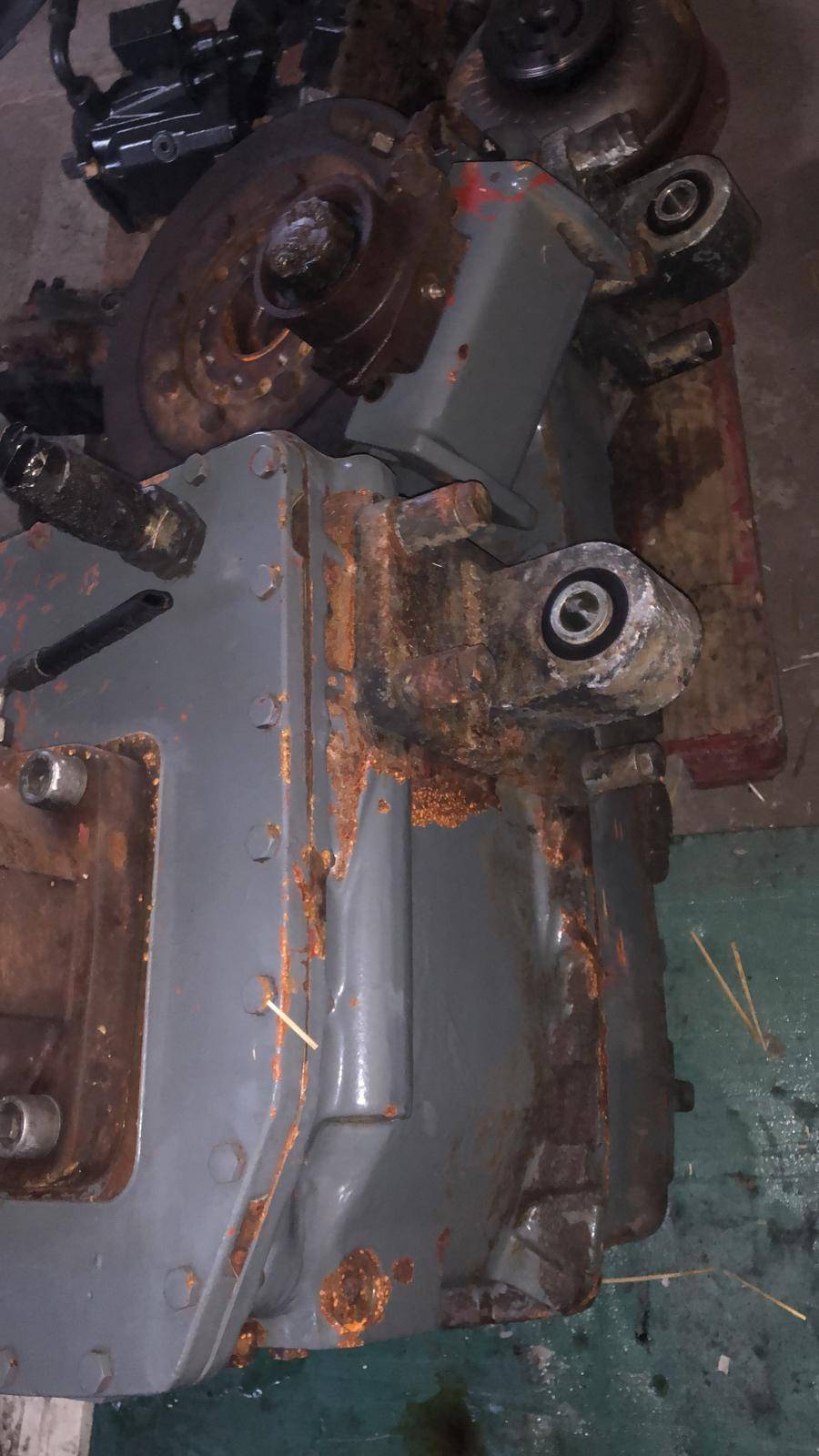 Liebherr L564 - Skrzynia Biegów [ZF 4112 035 014] 3 AVG 310