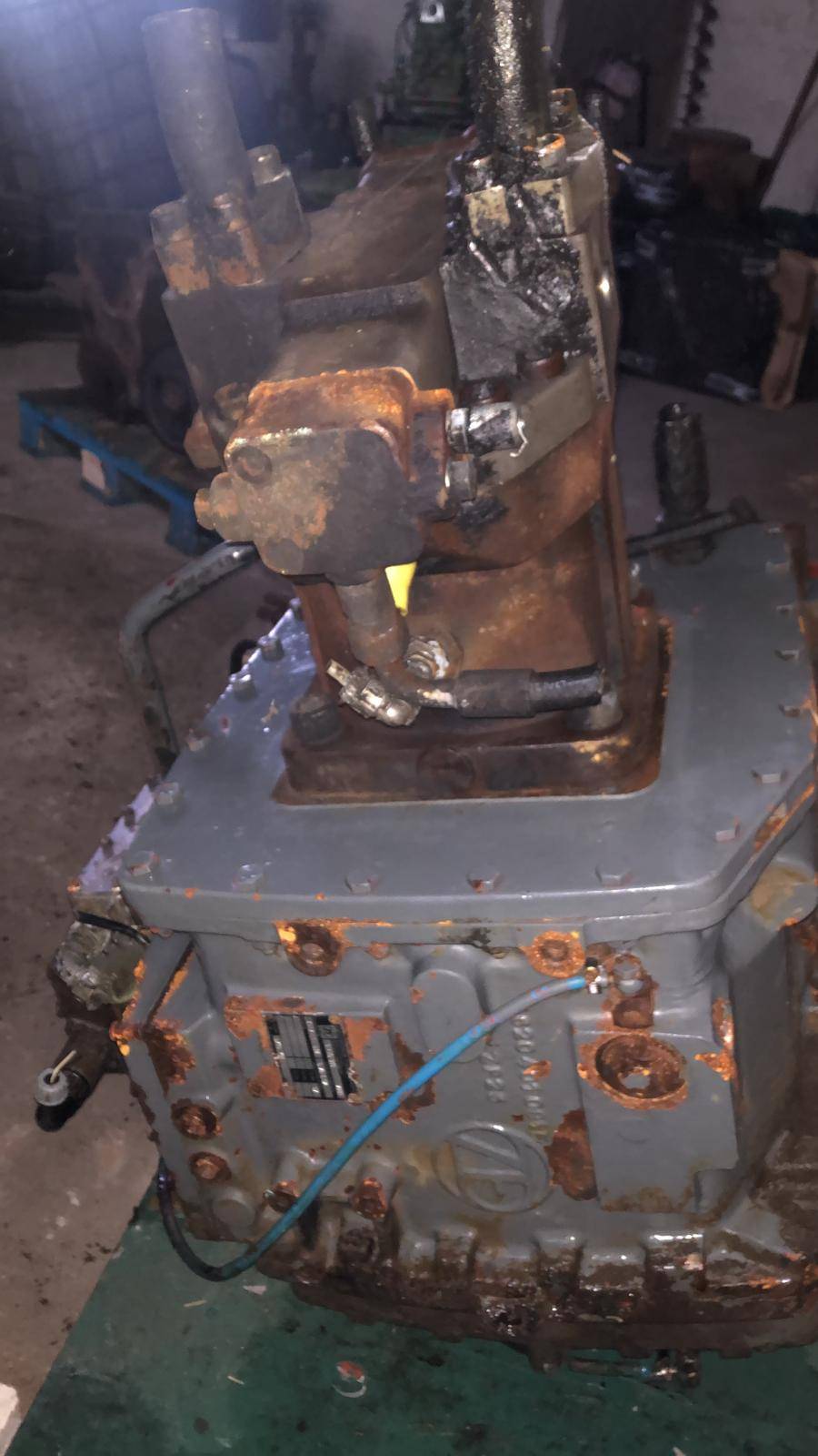 Liebherr L564 - Skrzynia Biegów [ZF 4112 035 014] 3 AVG 310