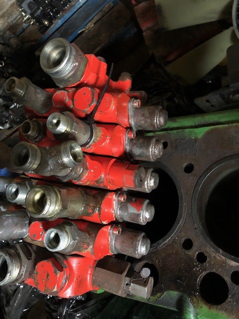 Manitou 626 | 628 - Rozdzielacz Hydrauliczny