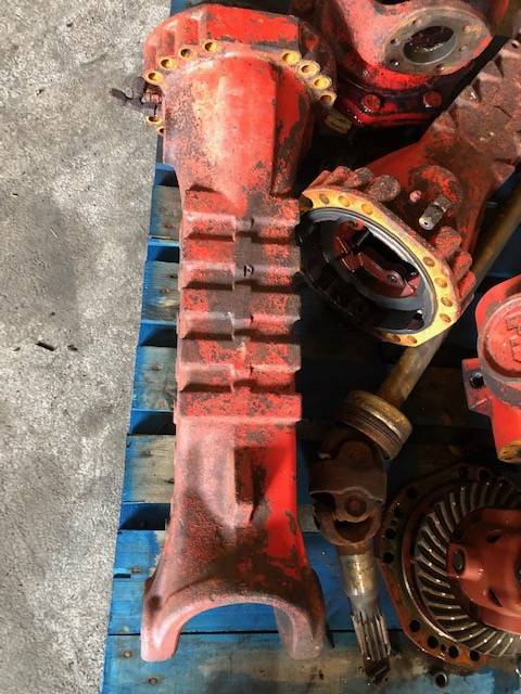 Manitou - Obudowa Mostu