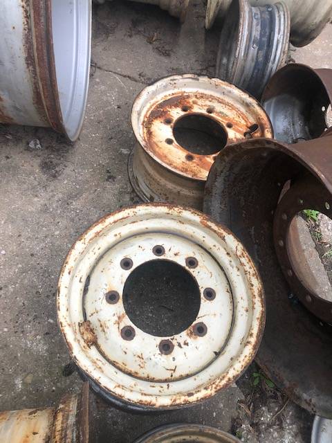 Manitou - Opony [20 cali]