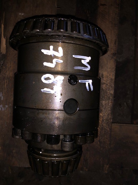 Massey Ferguson 7480 | 7485 | 7490 - Mechanizm Róźnicowy - Satelita - Układ Planetarny