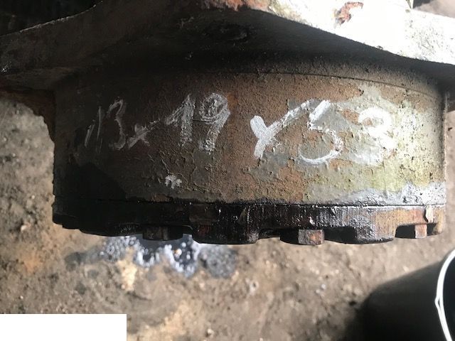 Massey Ferguson GKN Comaxle - Zwolnica 13x19x53