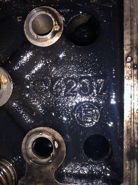 Massey Ferguson - Głowica Cylindrów - Sisu 84CTA-4V