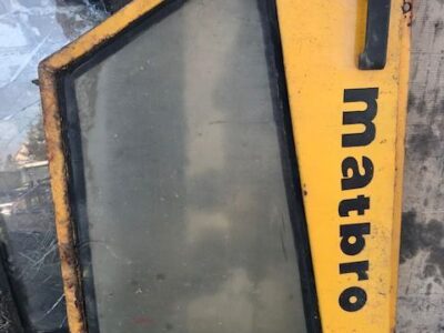 Matbro TS 270 - Drzwi