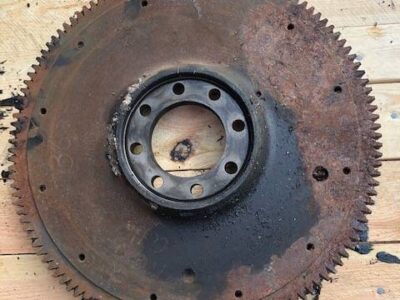 Mercedes om 352 - Koło Zamachowe