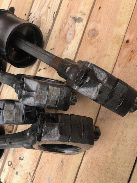 Mercedes OM352 - Korbowód