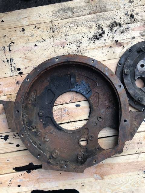 Mercedes om 352 - Obudowa Koła Zamachowego