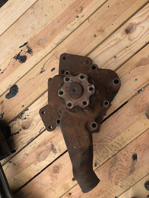 Mercedes Om 352 - Pokrywa Zaworowa