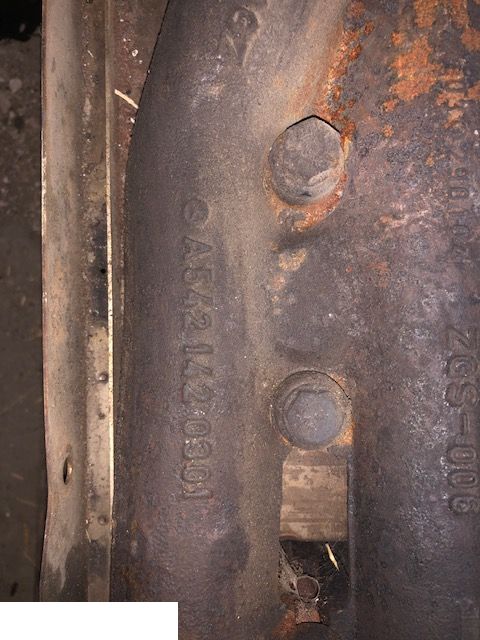 Mercedes OM 502 kolektor wydechowy A5421420301