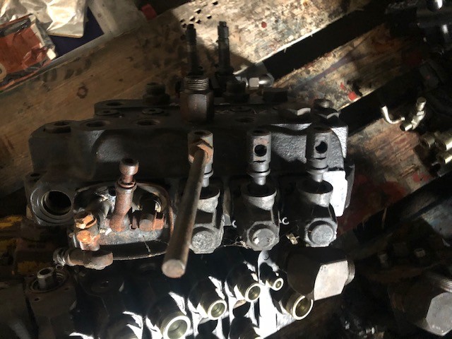 Merlo Rozdzielacz Hydrauliczny