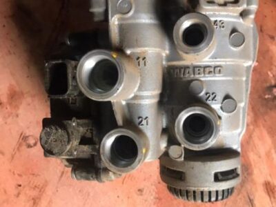 NEW HOLLAND - Zawór EBS modulator ETCV przyczepy