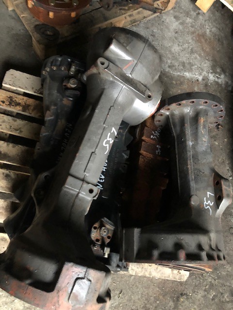 OBUDOWA MOSTU ZF AV 230 TYŁ - PRZÓD VOLVO L30 L35 ZETTELMEYER 602