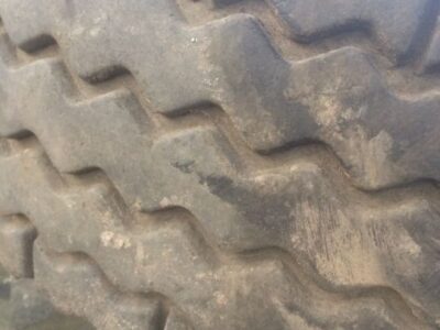 Opona vredestein 12.5/80-18