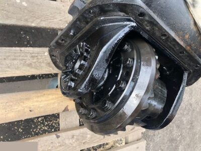 JCB 530-70 - Wkład Mostu [Atak/Talerz 8x35]