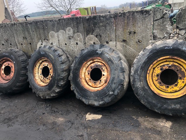 Sanderson , Matbro , Claas Ranger - Felgi 14x20 Koła Felga