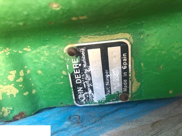 Sieczkarnia John Deere 6810 | Sieczkarnia John Deere 6910 - Zwolnica - Zwrotnica - Półoś - [CZĘŚCI]