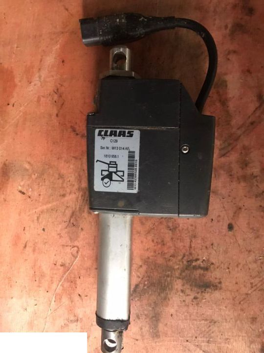 Siłownik regulacyjny CLaas lexion C129 / 1810 958.1