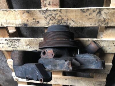 Sisu 84CTA-4V - Pompa Wody