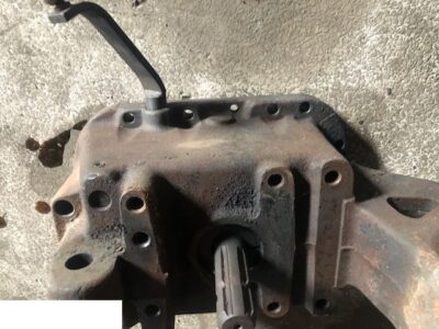 Valtra 800 - WOM Tylny - Wałek Obrotu Mocy