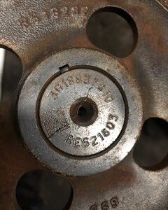 Walek Rozrządu - John Deere 6068 RE521603