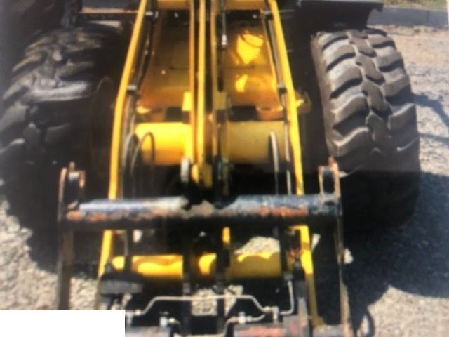 Yanmar V80 - Siłownik