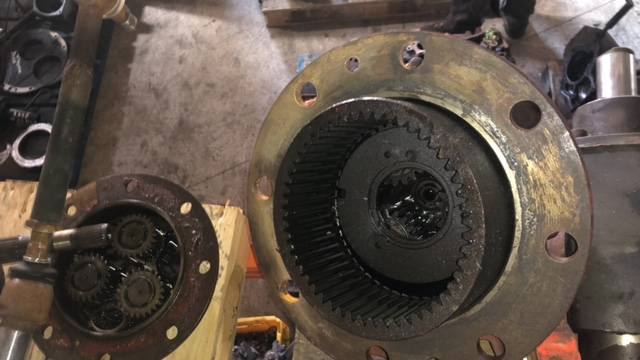 Zwolnica - Manitou - Clark Hurth