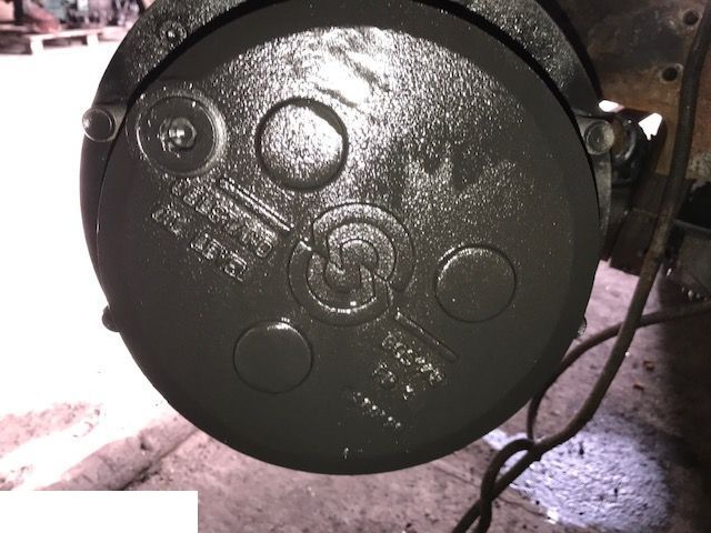 Zwolnica Valtra 900-4