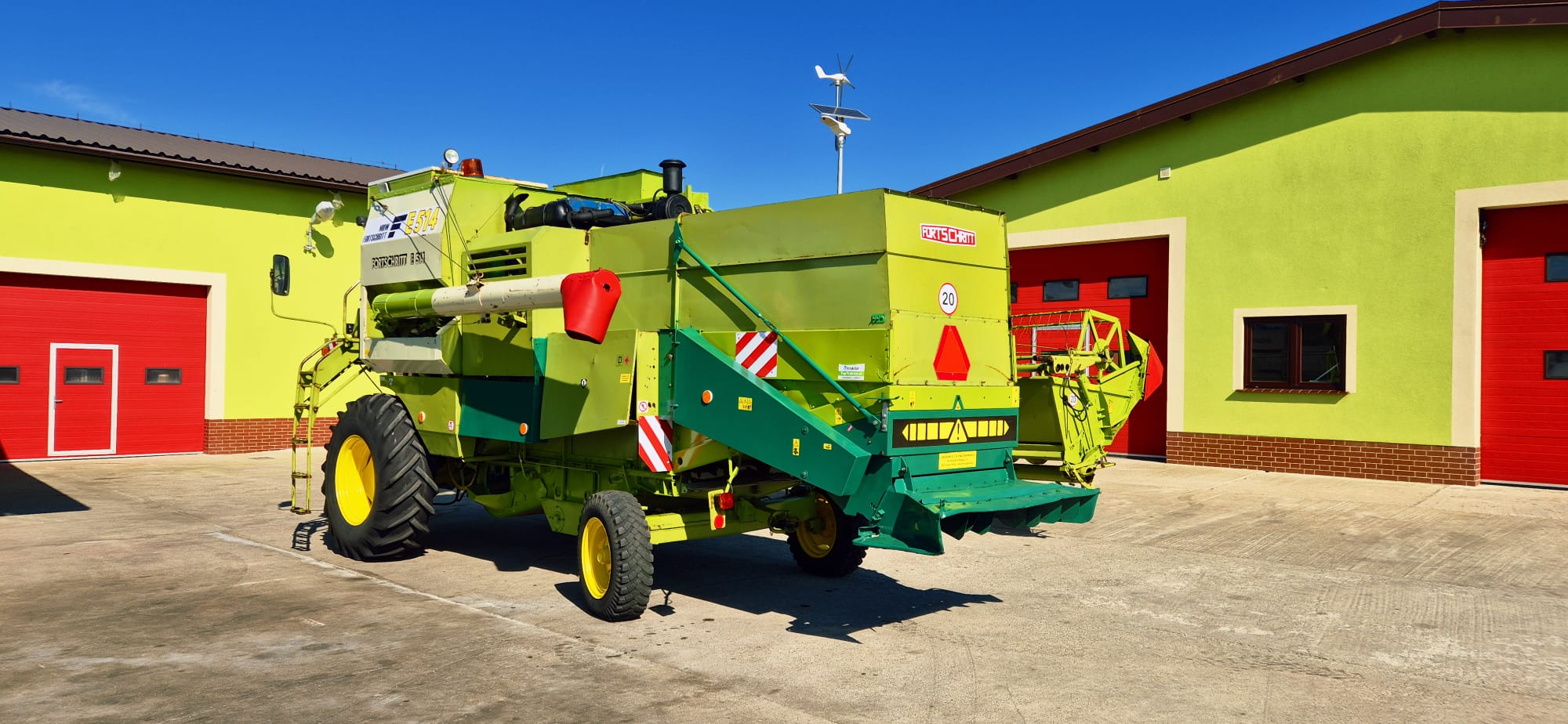 Kombajn zbożowy Fortschritt MDW E-514