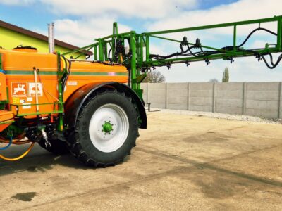 Opryskiwacz Amazone BBG S 330 NOVA