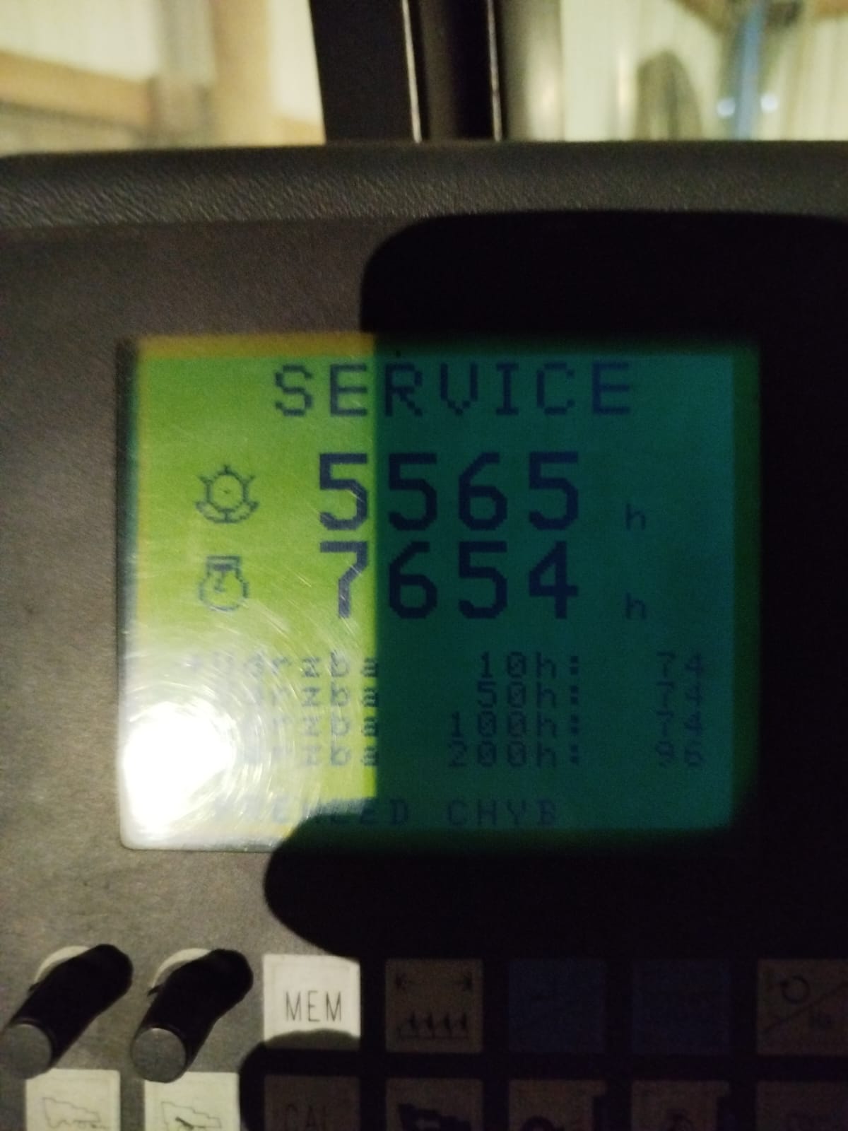 Kombajn zbożowy New Holland TX 68