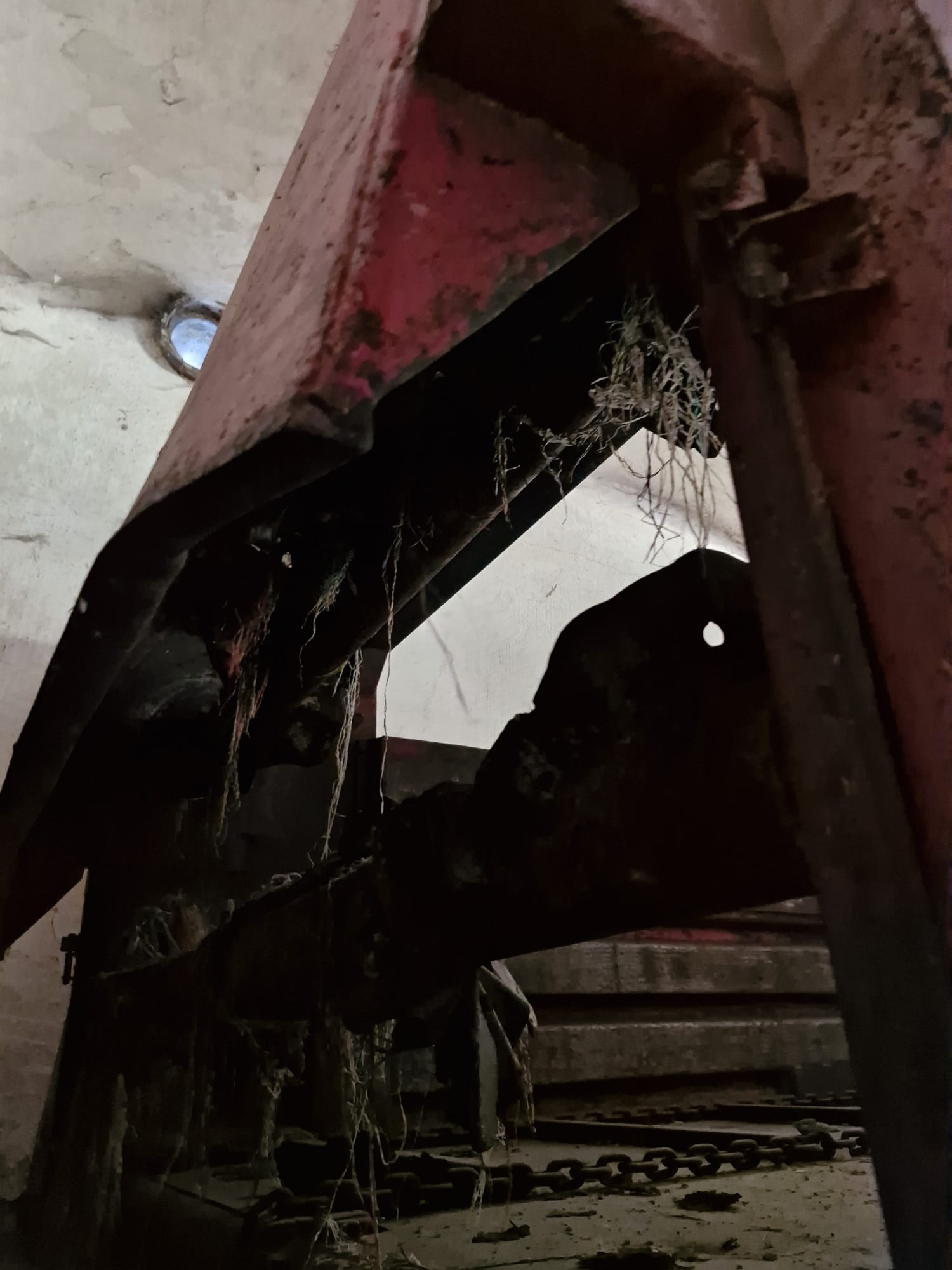 Rozrzutnik obornika, wapna i kompostu RA 140.