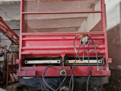 Rozrzutnik obornika, wapna i kompostu RA 140.