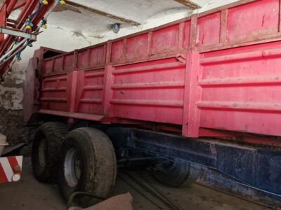 Rozrzutnik obornika, wapna i kompostu RA 140.